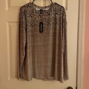 NORACORA Size XXL Women’s long sleeve top. NWT